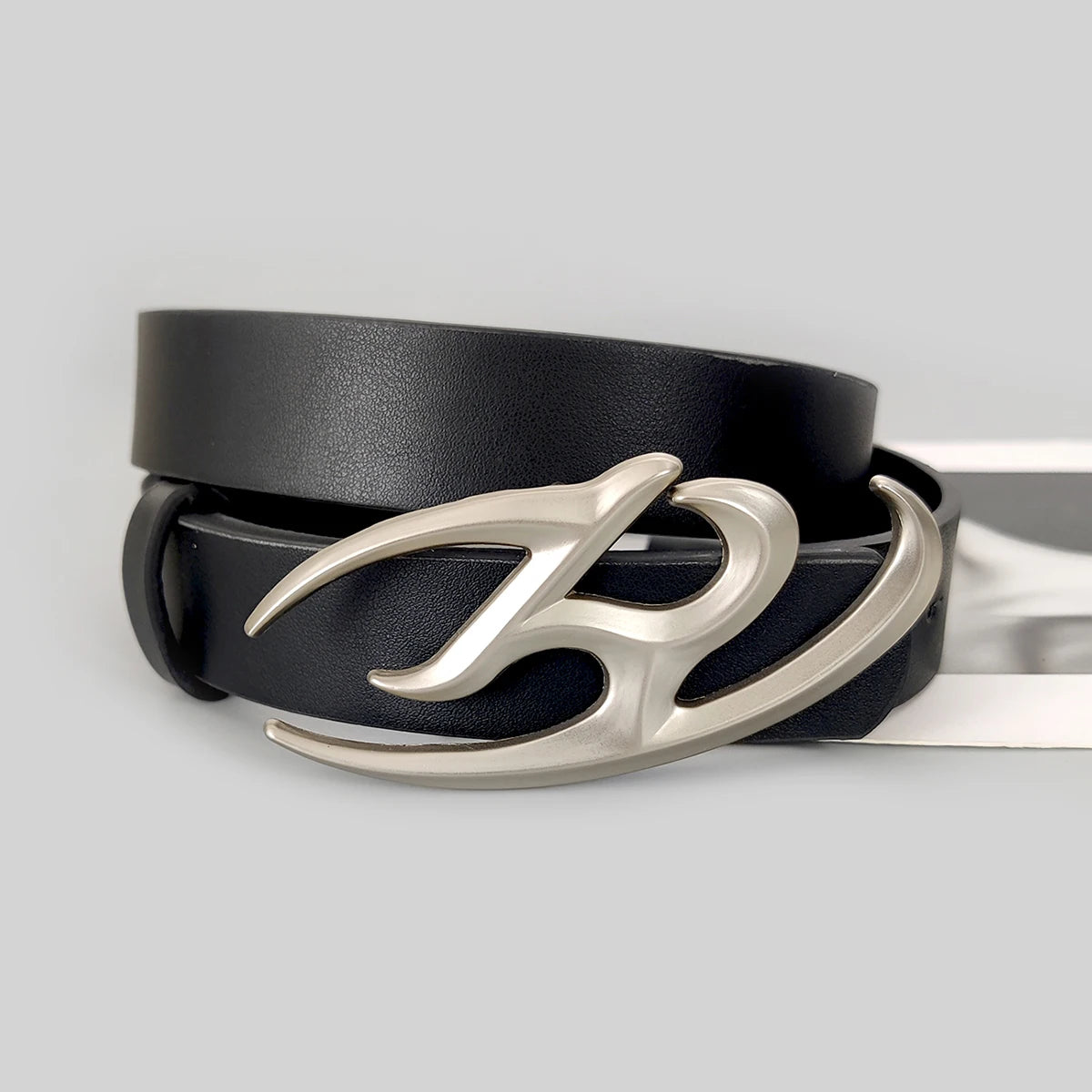 Black Leather Belt - Abstract Buckle for Slim and Stylish Looks