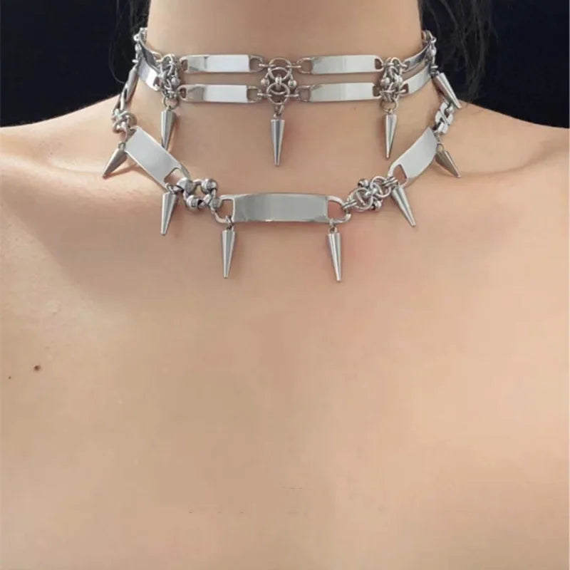 Dual-Layer Spiked Chain Choker