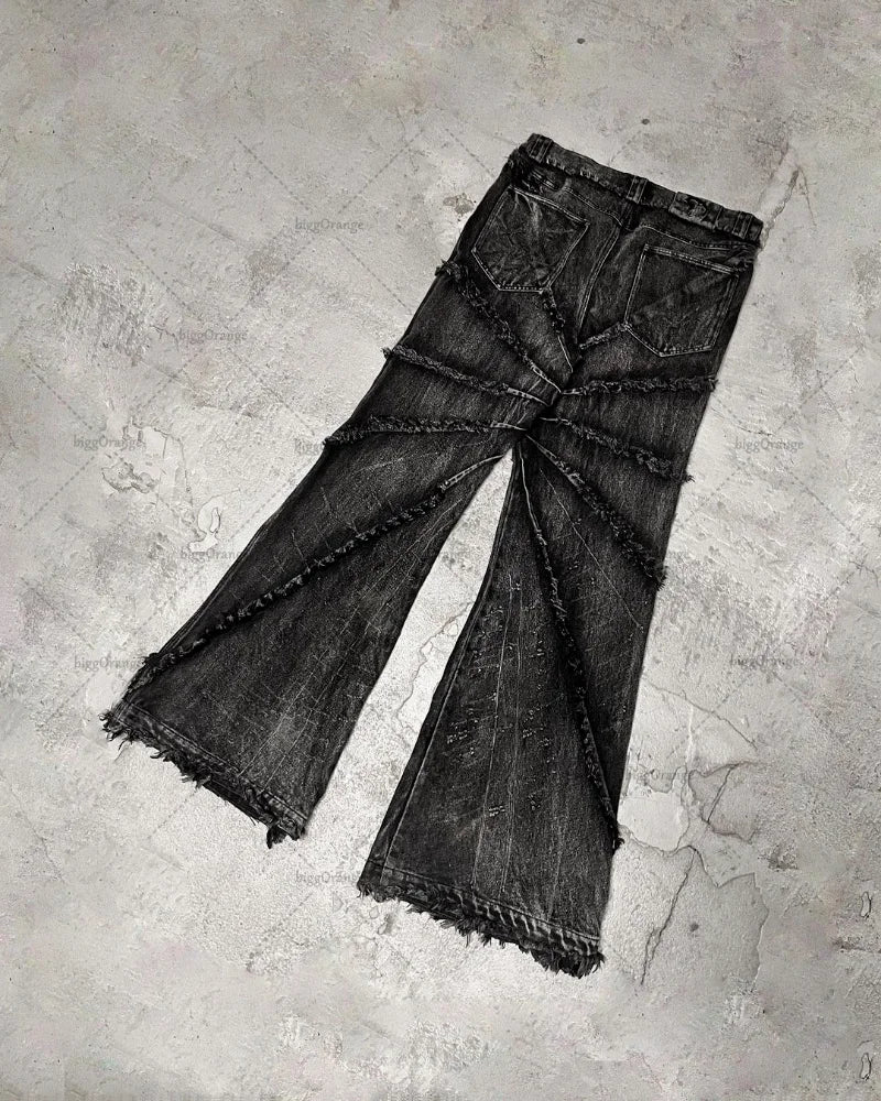 Distressed Wide-Leg Jeans with Seam Detailing
