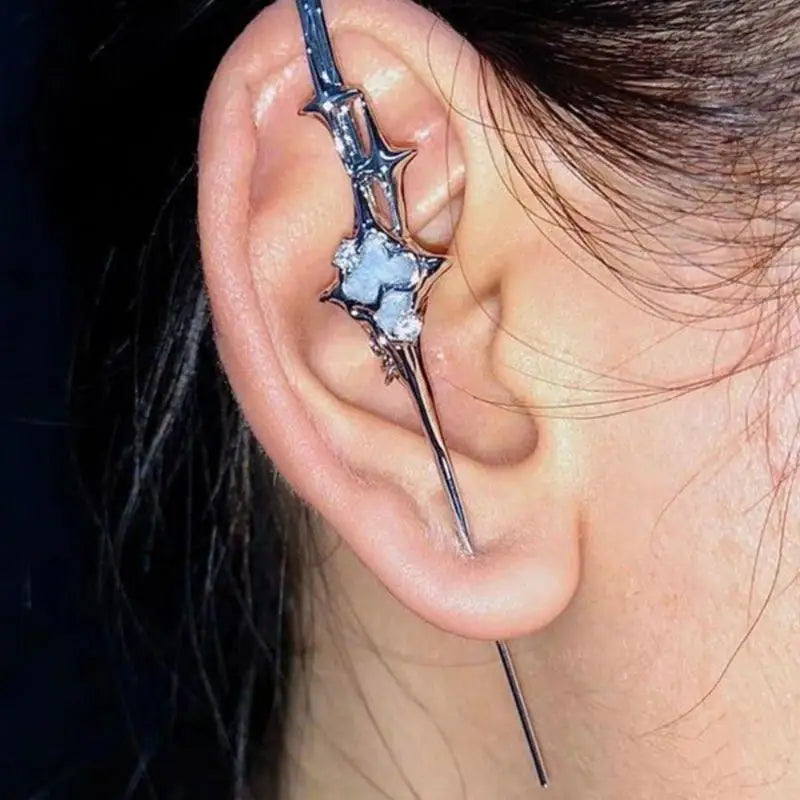 Exquisite Gothic-Inspired Silver Ear Cuff
