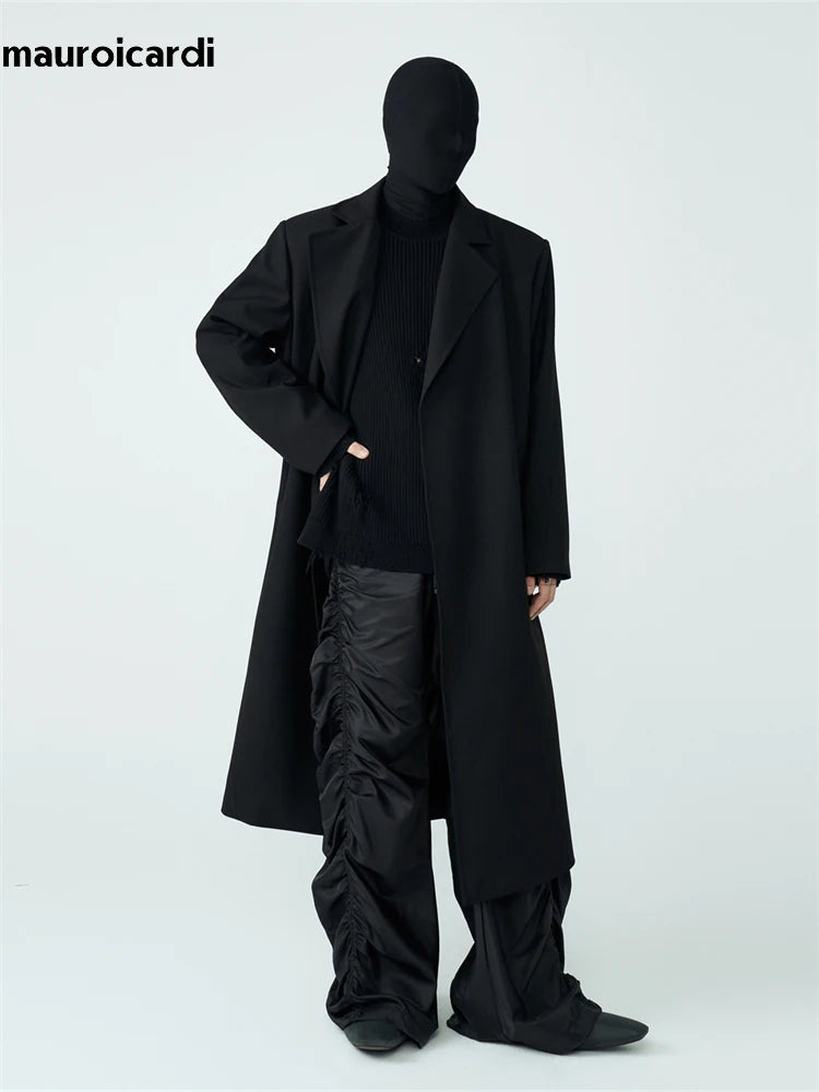 Luxury Minimalist Black Overcoat - Timeless Elegant Design