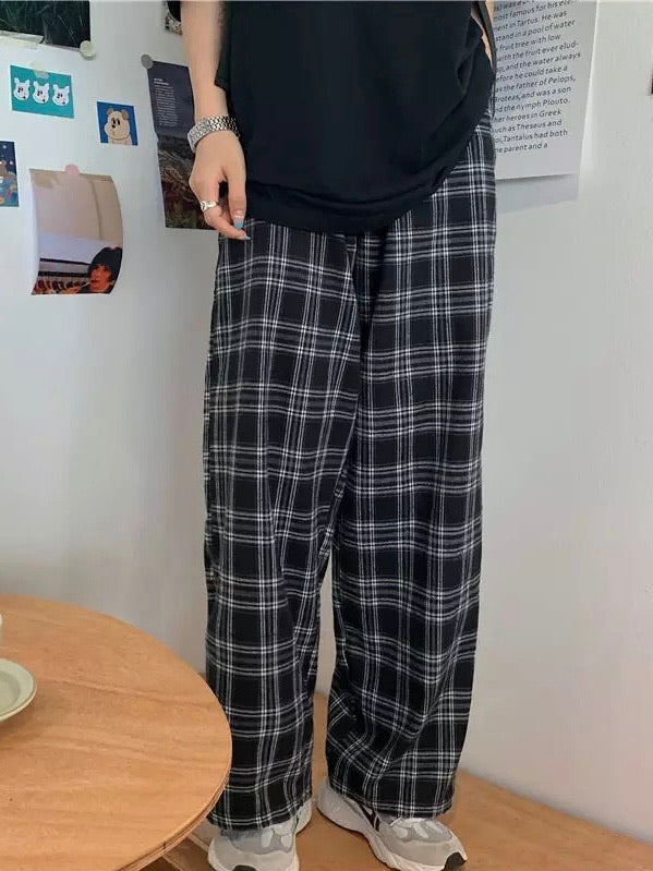 Plaid pants straight